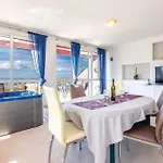 Apartment Lovely In *